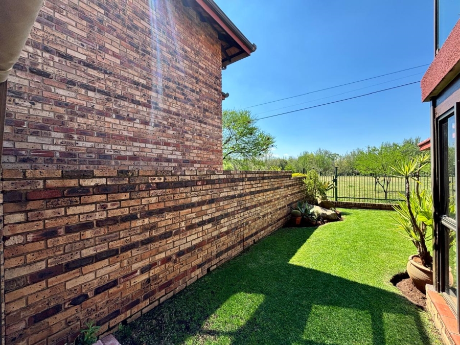 5 Bedroom Property for Sale in Heilige Akker North West